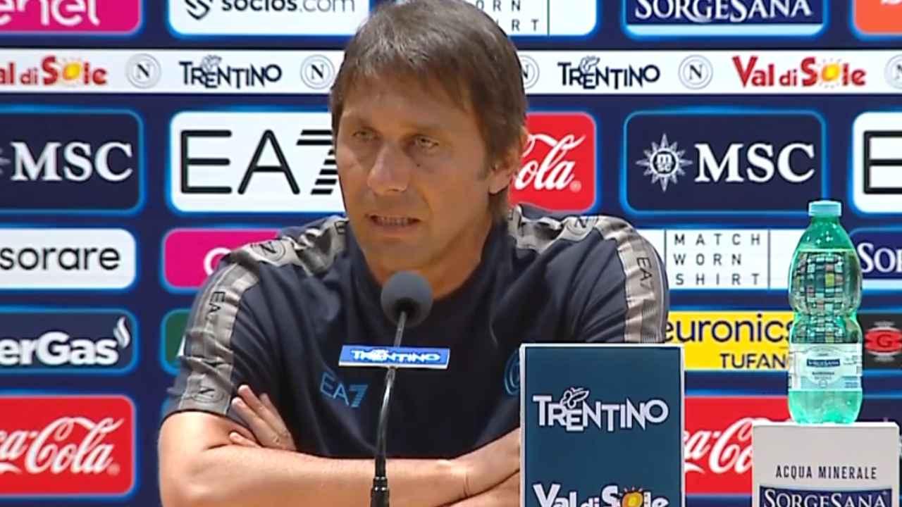 conte in conferenza