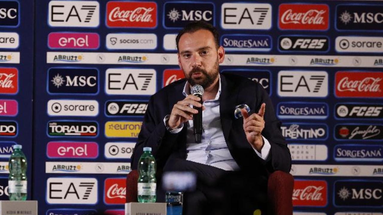 Giovanni Manna in conferenza stampa