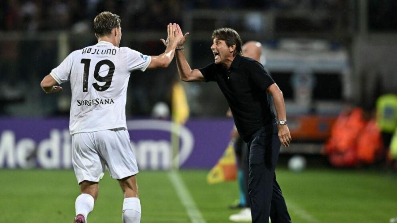 Rasmus Hojlund e Antonio Conte
