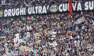 Tifosi Juventus all'Allianz Stadium