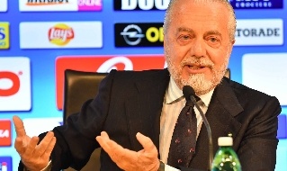 Aurelio De Laurentiis presidente del Napoli in conferenza stampa
