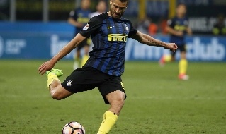 Candreva in azione con la maglia dell'Inter