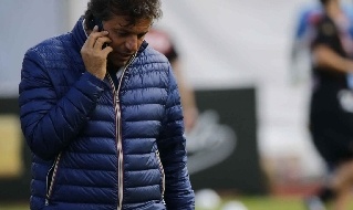 Cristiano Giuntoli a telefono, il ds del Napoli piace al Milan per il dopo Mirabelli