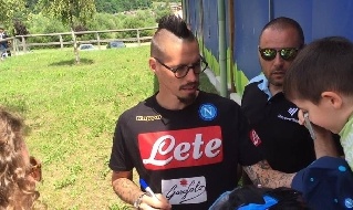 Hamsik con i tifosi a Dimaro