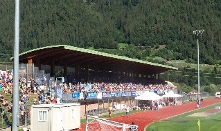 Comunale di Carciato: spalti gremiti per l'allenamento del Napoli