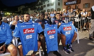 Insigne, Koulibaly e Ghoulam fanno beneficenza