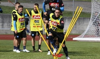 Dimaro, giorno 17: allenamento mattutino per il Napoli