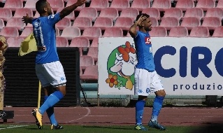 Insigne a caccia del gol con la Lazio
