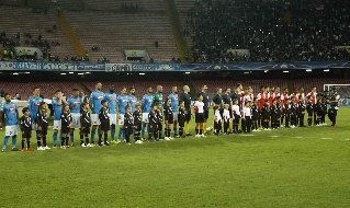 Napoli schierato in campo in Champions League