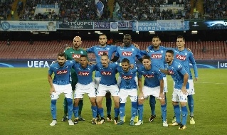Napoli schierato al San Paolo in Champions League