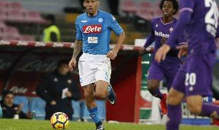 Allan in azione contro la Fiorentina