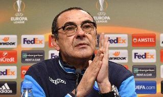 Maurizio Sarri, allenatore del Napoli in conferenza stampa