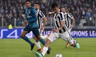 Dybala, attaccante della Juventus in azione contro il Real