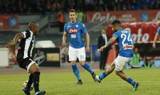 Lorenzo Insigne contro l'Udinese