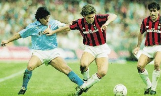 Maradona ed Ancelotti in Napoli-Milan del 1988