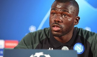 Kalidou Koulibaly in conferenza stampa in Champions League