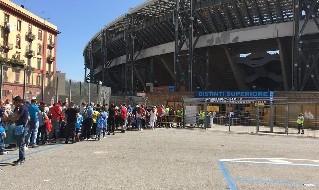 Stadio San Paolo, ingresso distinti superiore per una partita del Napoli