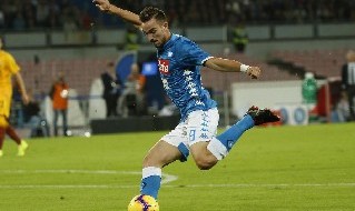 Fabian Ruiz con la maglia del Napoli