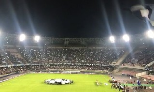 "Urlo Champions" allo stadio San Paolo di Napoli dalla Curva B in Napoli-PSG