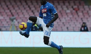 Kalidou Koulibaly con la maglia del Napoli
