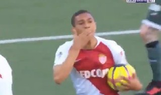 Vinicius in gol con il Monaco