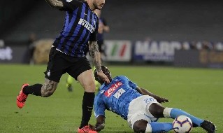 Mauro Icardi contro il Napoli