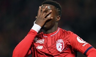 Nicolas Pépé è un calciatore ivoriano, attaccante del Lilla e della nazionale
