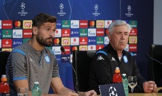 Carlo Ancelotti e Fernando Llorente - Foto di Ciro De Luca