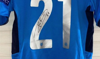 Matteo Politano, maglia in beneficenza