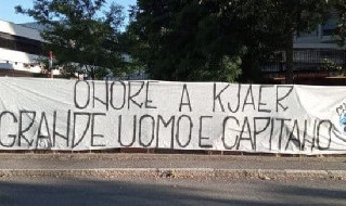 Striscione Kjaer