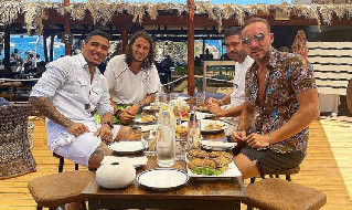 Allan e Dezi a Ischia, isola di Napoli