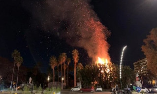 Incendio Villa Comunale Napoli
