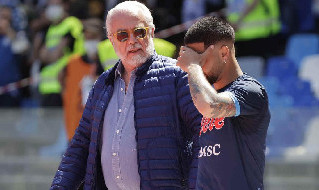 De Laurentiis Napoli contestazione