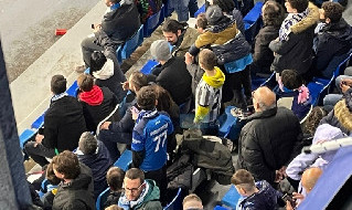Tifoso Juventino allo stadio Maradona