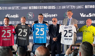 conferenza ritiro Napoli